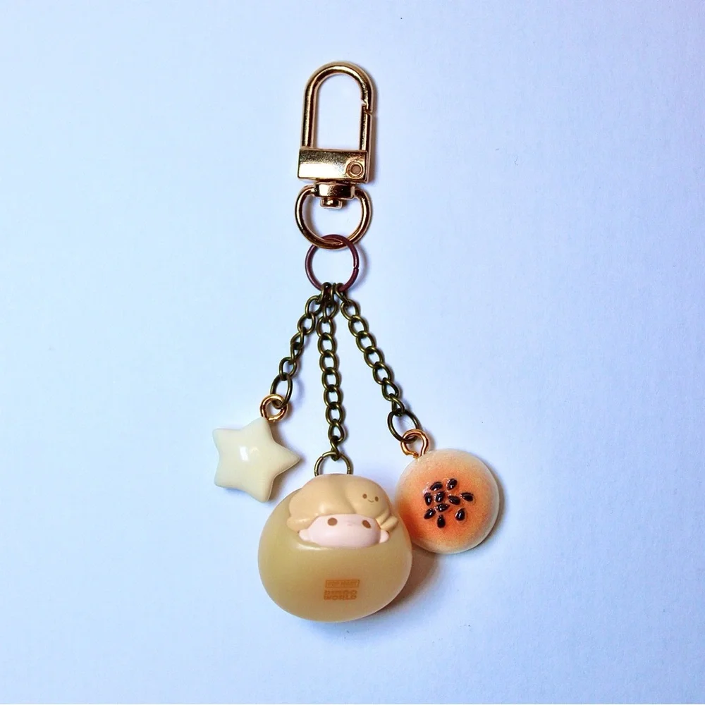 Dimoo Dumpling Charmy - Picture 3 of 3